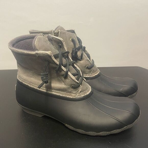Sperry Duck Rainboots - Picture 1 of 4